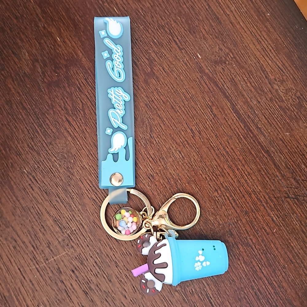 MICKEY MOUSE ICECREAM KEYRING